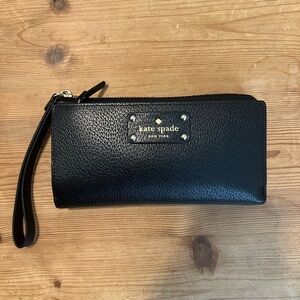 Kate Spade Black Textured Wristlet Wallet